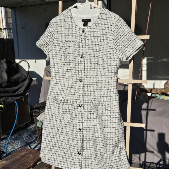 Rachel Zoe Tweed Button Up Mini Dress  Size 10 White Short Sleeve - Picture 1 of 7